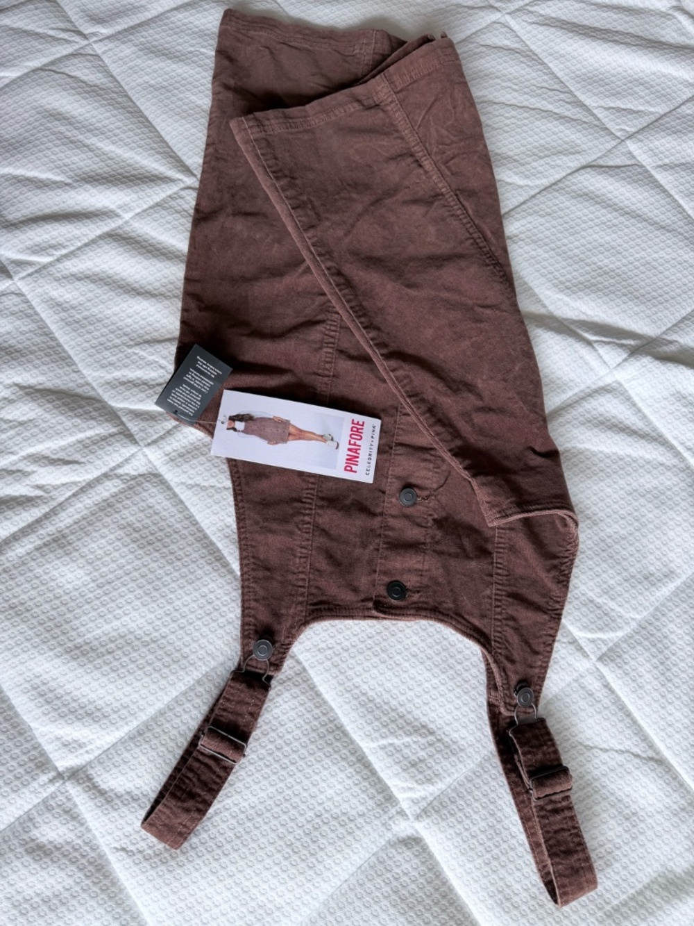 PINAFORE - Picture 2 of 3